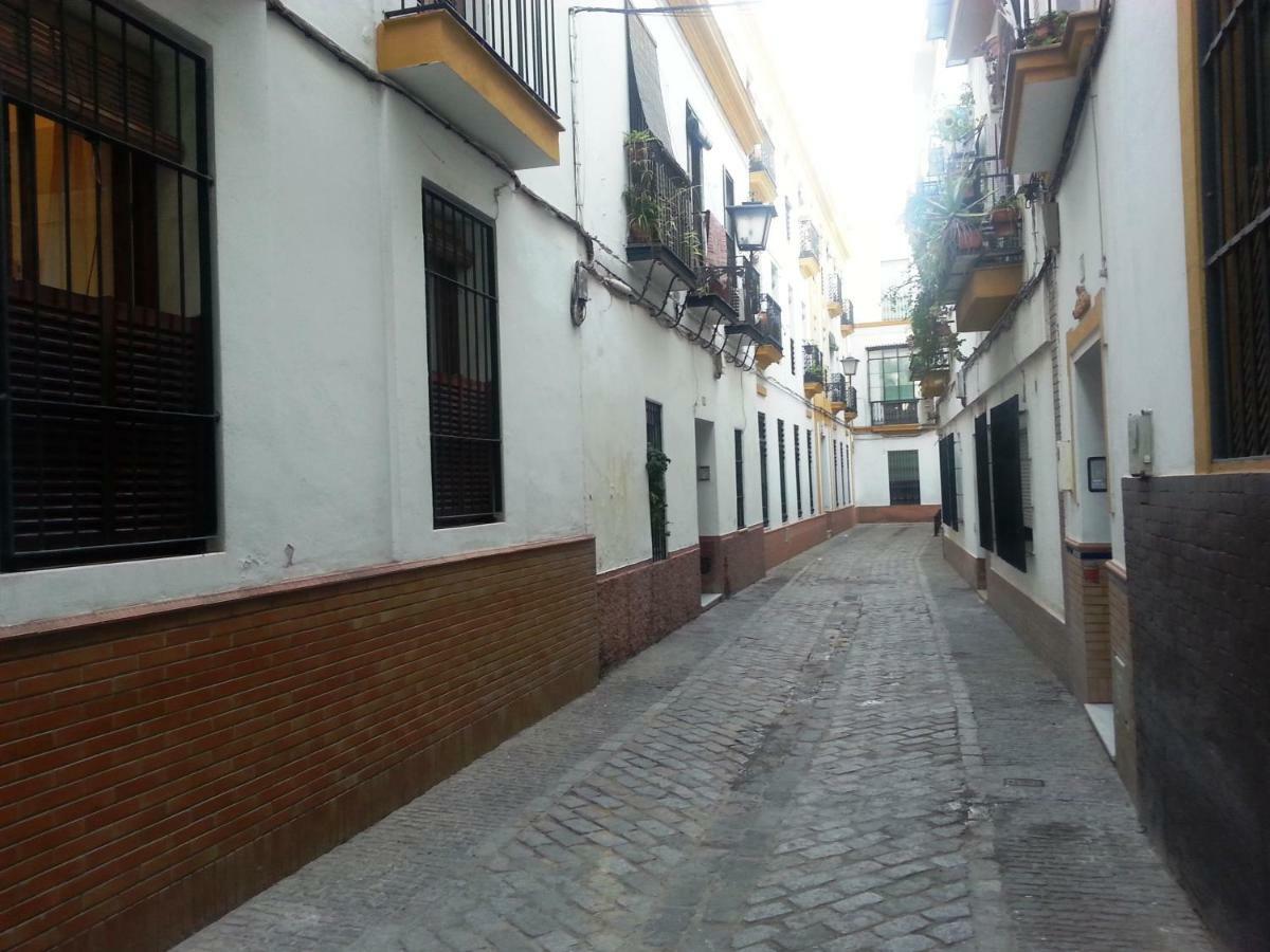 Apartamento Mendoza Seville Exterior photo